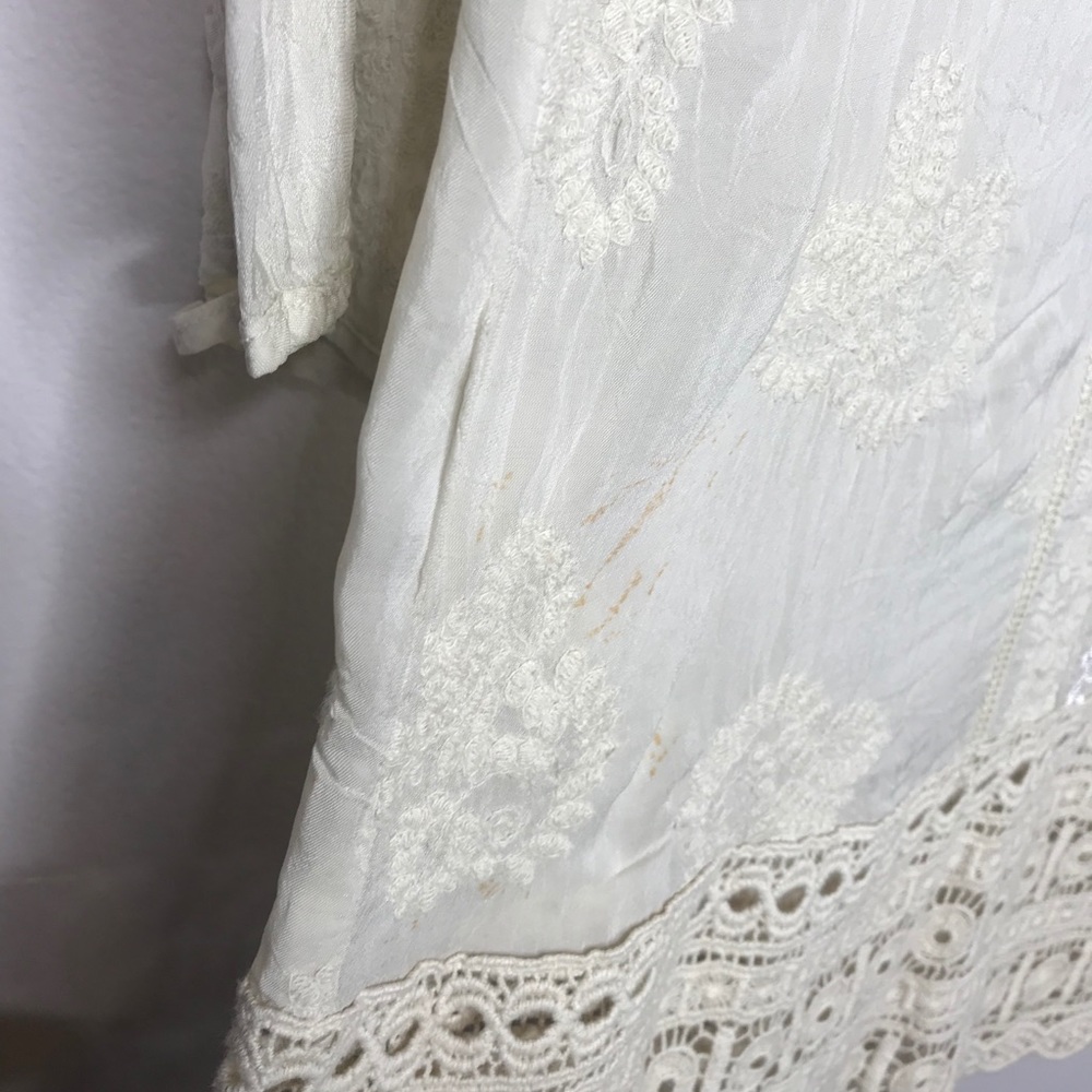 Johnny Was rayon embroidered crochet tunic - Picture 11 of 16